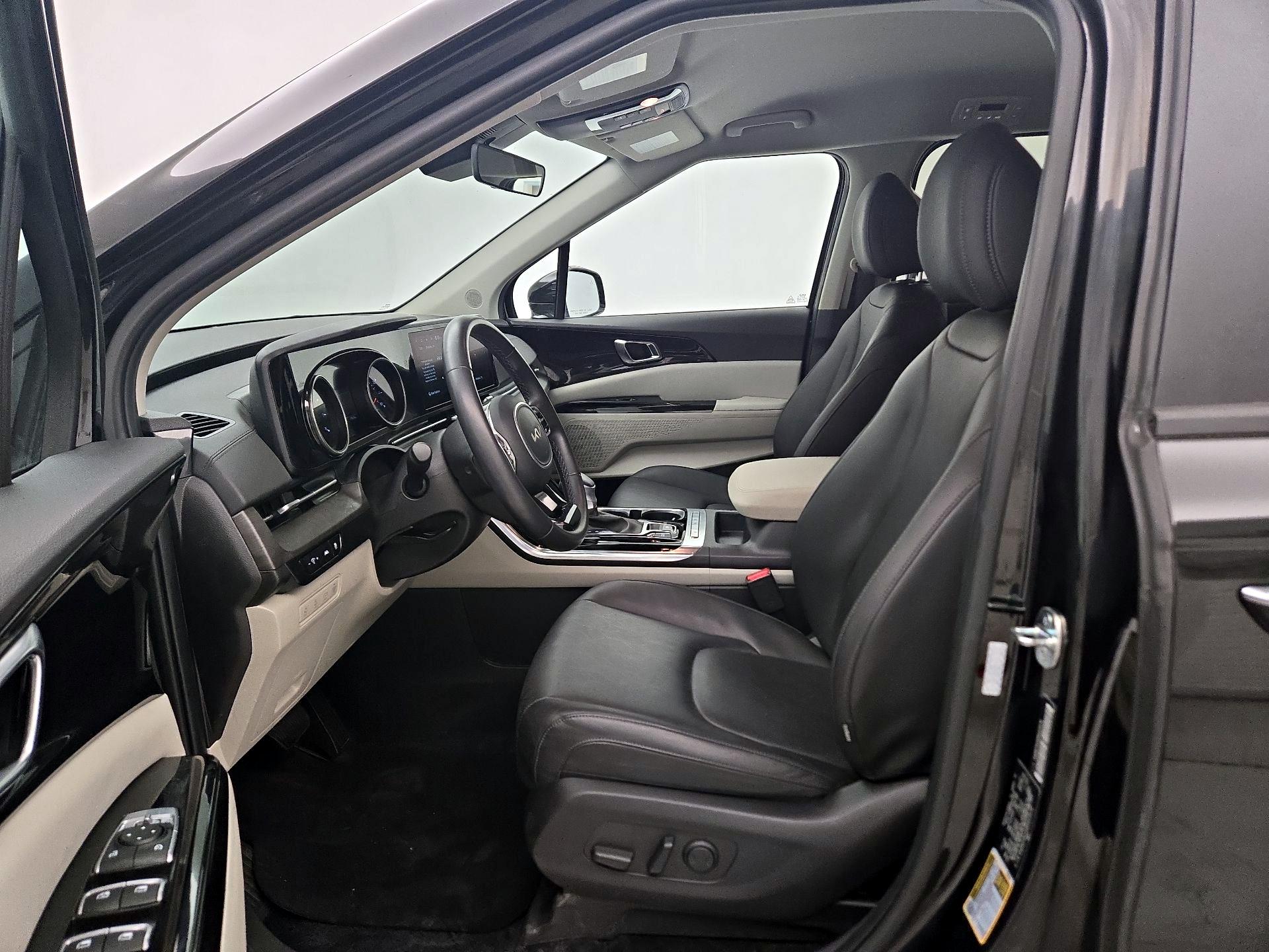 Thumbnail: 2024 Kia Carnival - 11