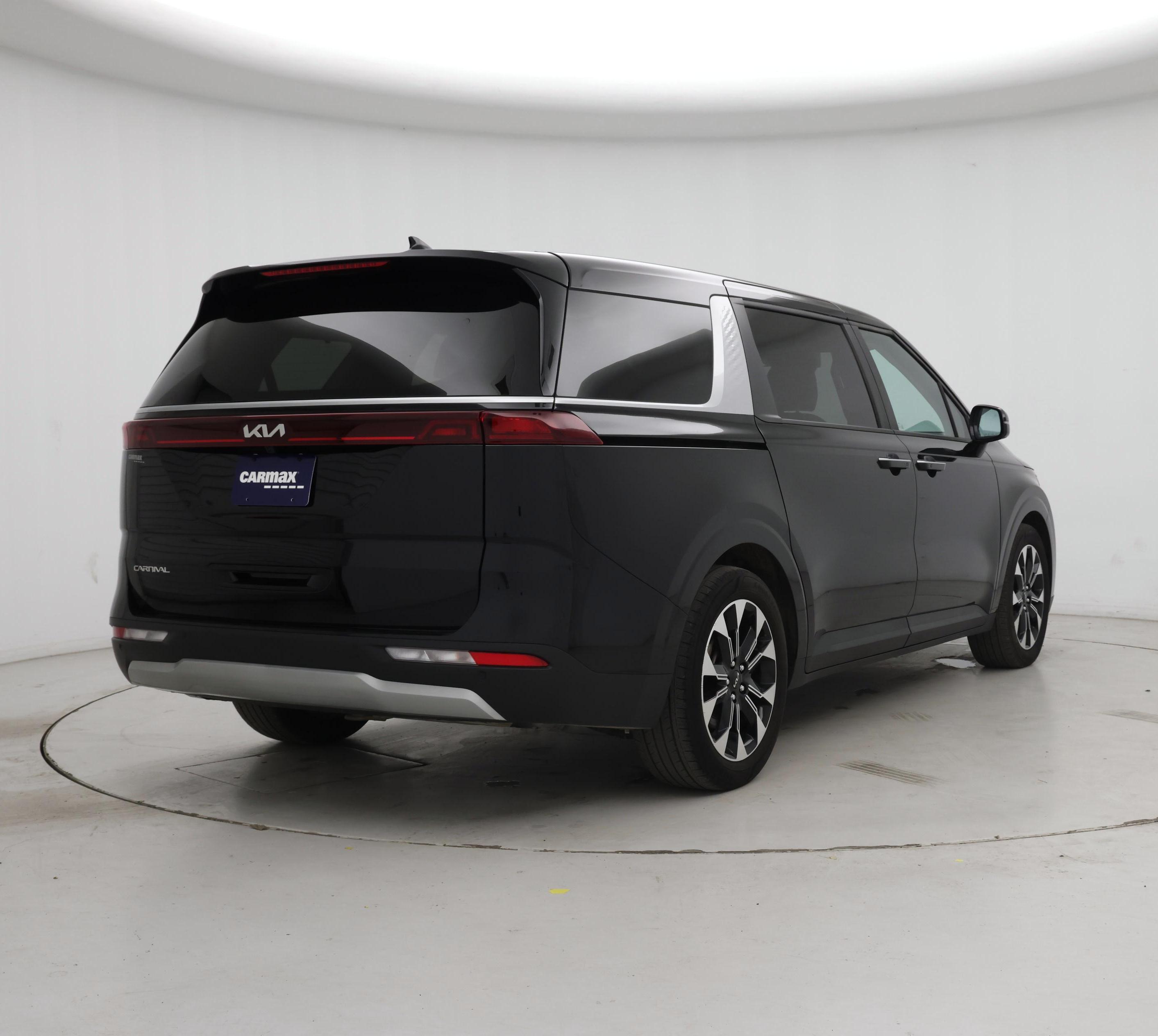 Thumbnail: 2024 Kia Carnival - 8