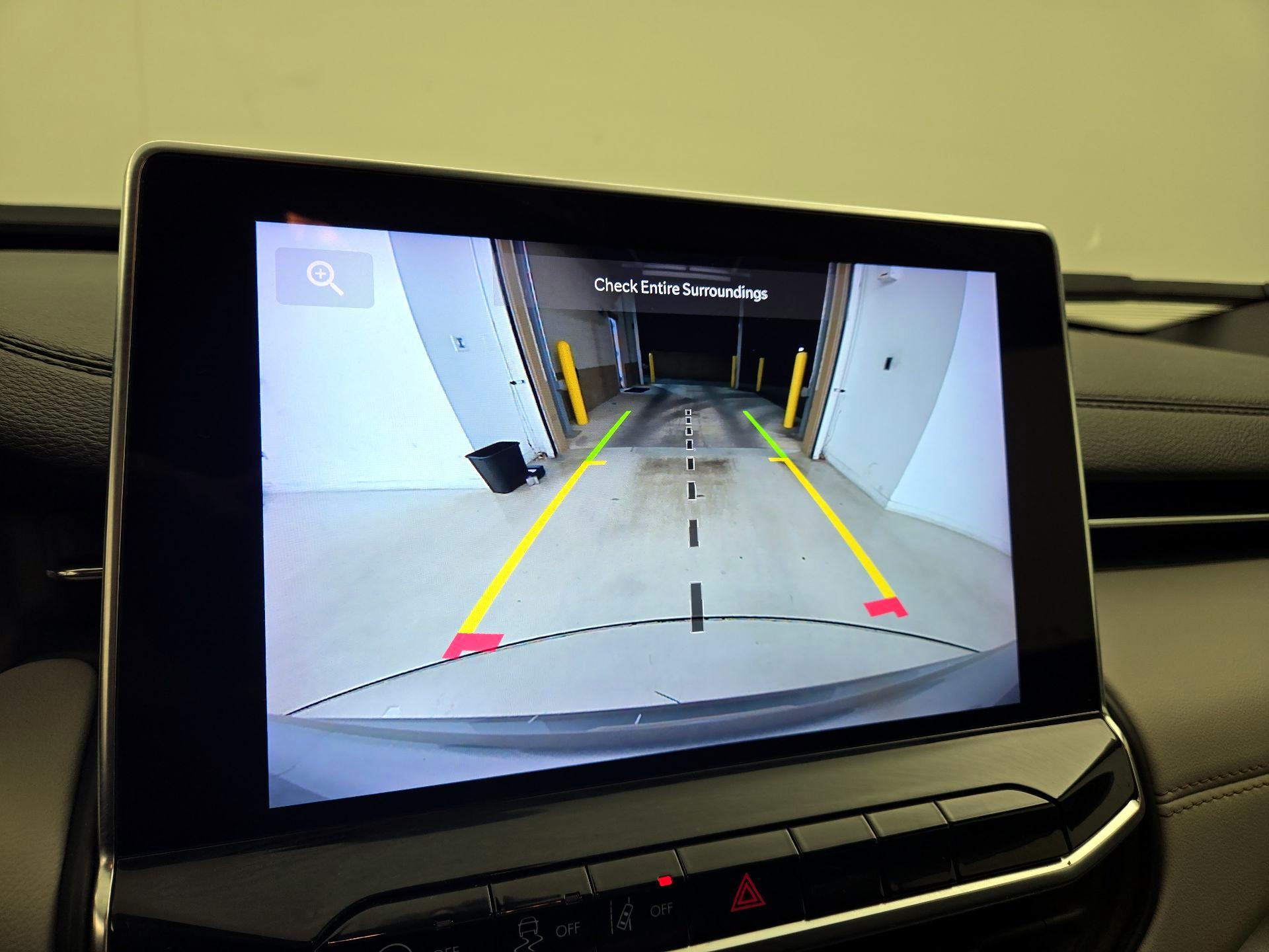 Thumbnail: 2023 Jeep Compass - 14