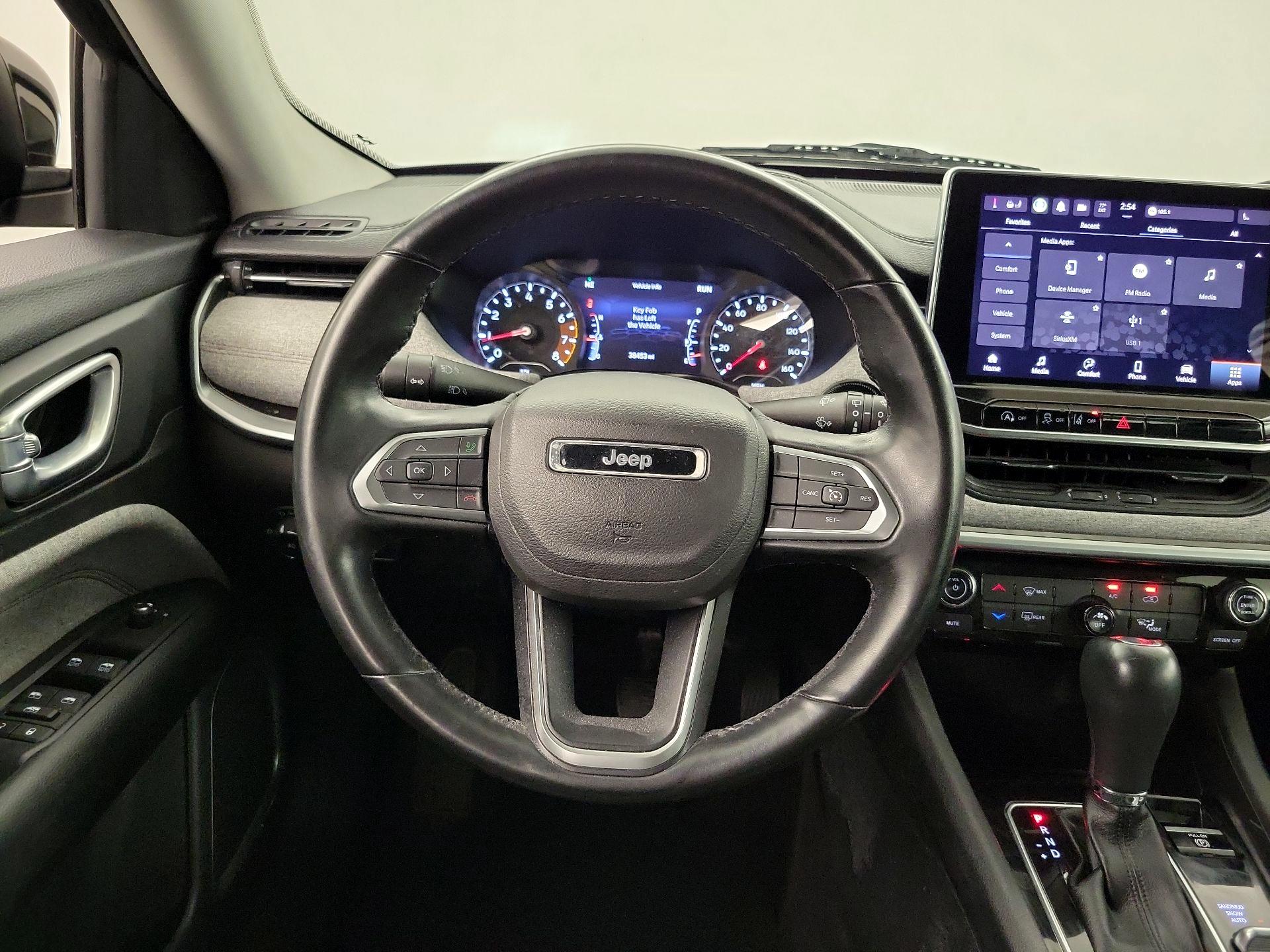 Thumbnail: 2022 Jeep Compass - 10
