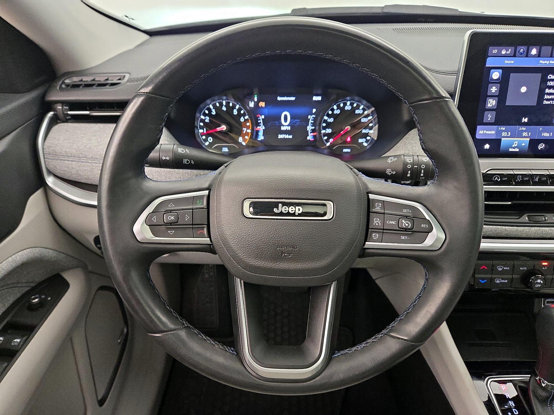 Thumbnail: 2022 Jeep Compass - 10