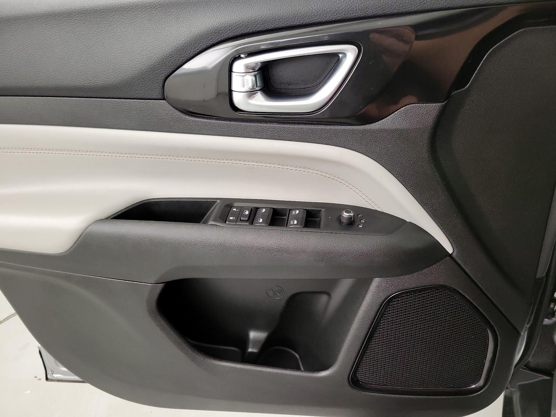 Thumbnail: 2022 Jeep Compass - 12