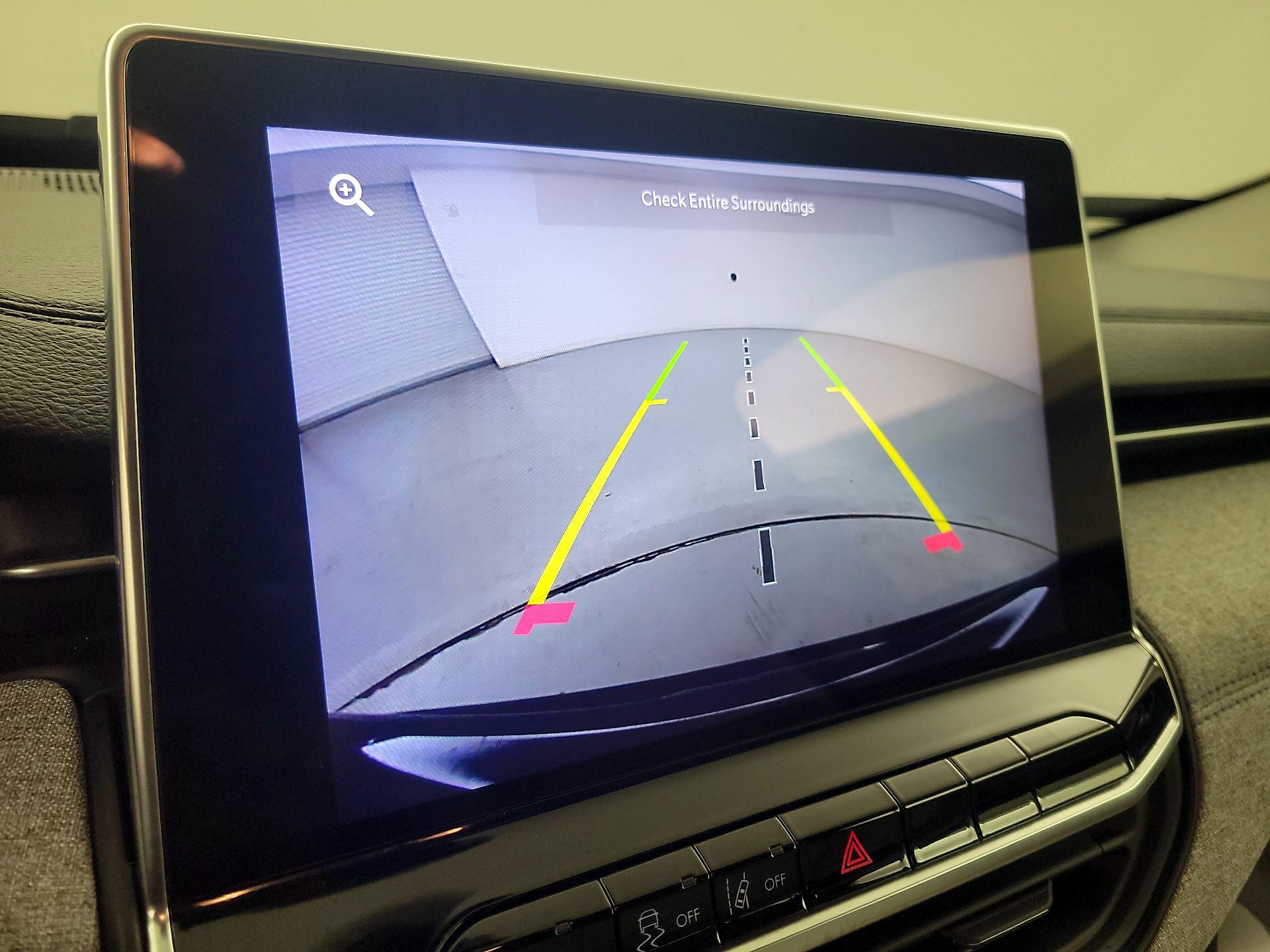 Thumbnail: 2022 Jeep Compass - 14