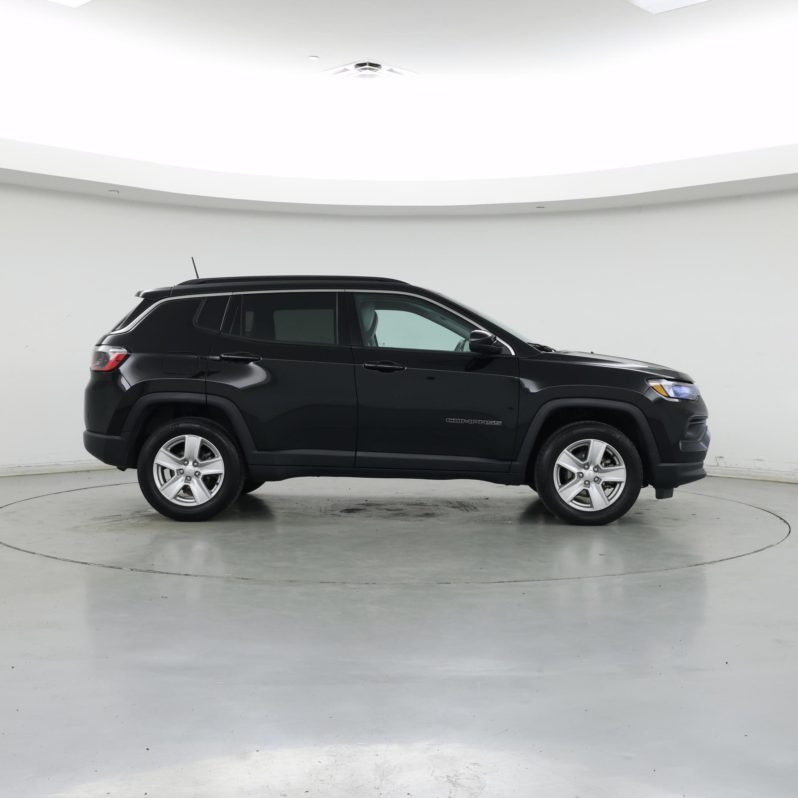 Thumbnail: 2022 Jeep Compass - 7