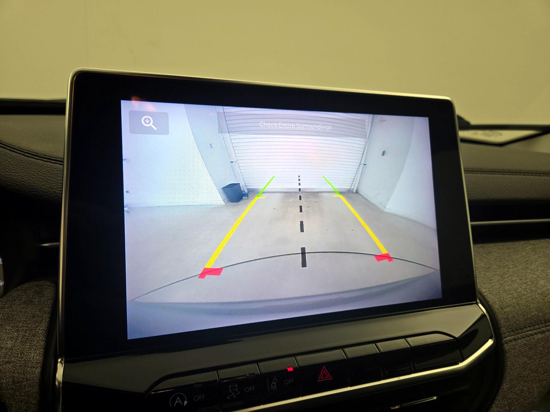 Thumbnail: 2022 Jeep Compass - 14