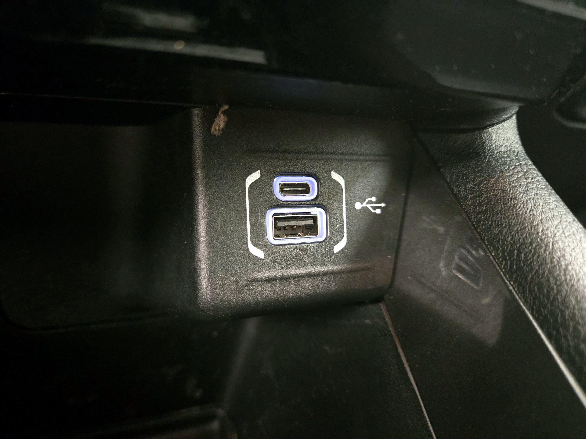 Thumbnail: 2022 Jeep Compass - 18