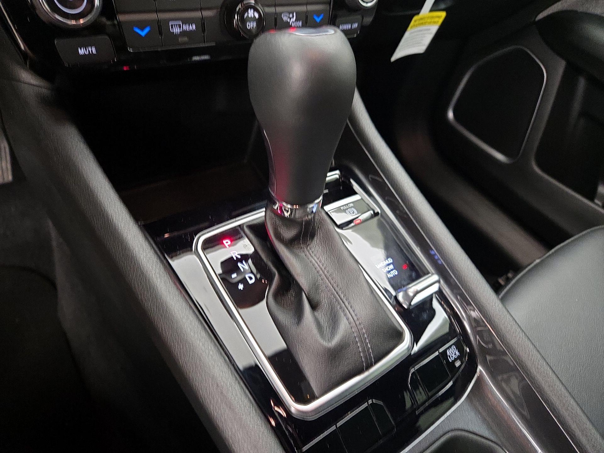 Thumbnail: 2023 Jeep Compass - 17