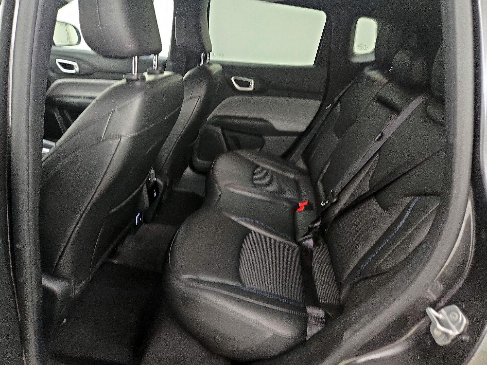 Thumbnail: 2023 Jeep Compass - 19