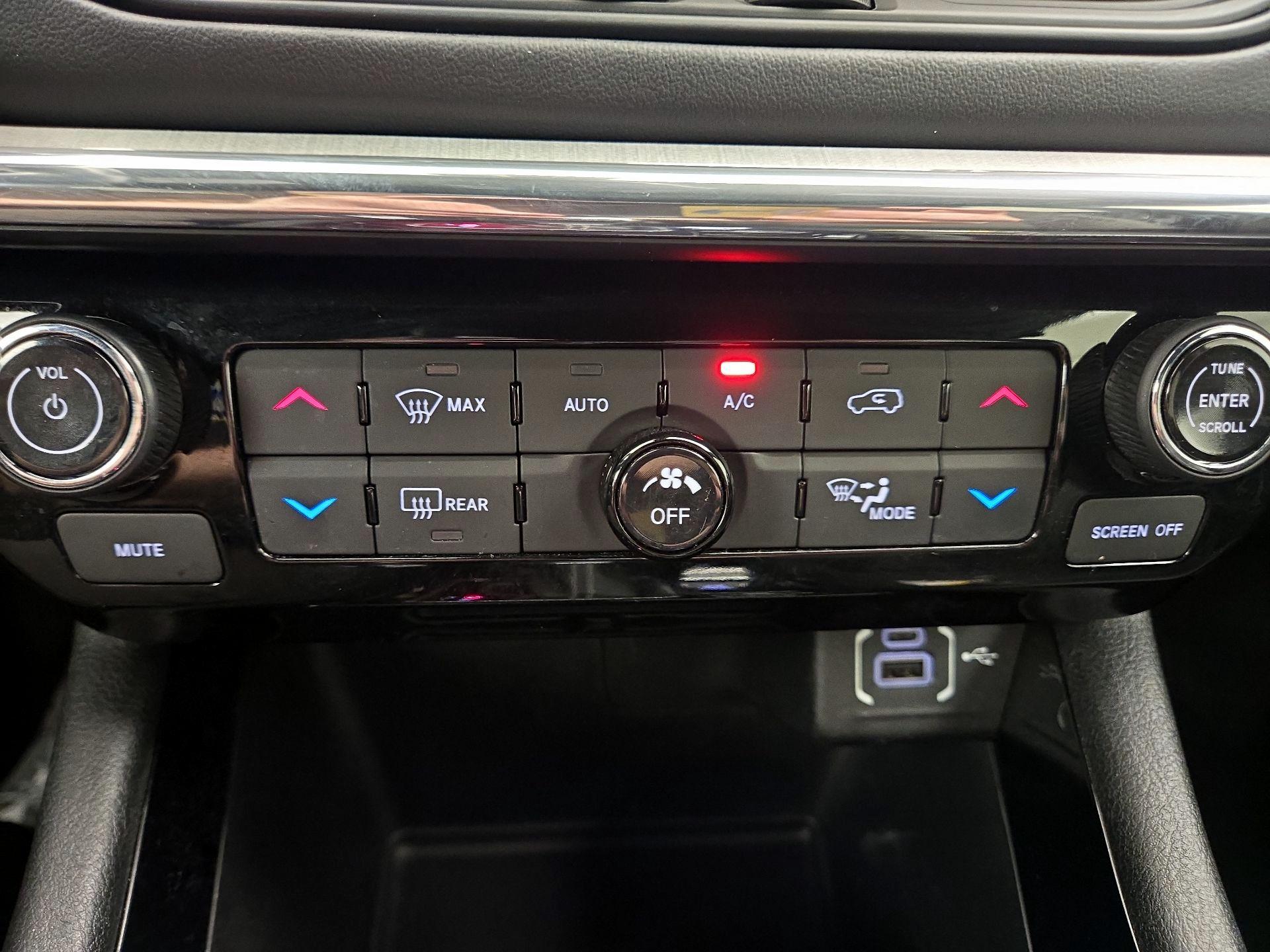 Thumbnail: 2022 Jeep Compass - 17