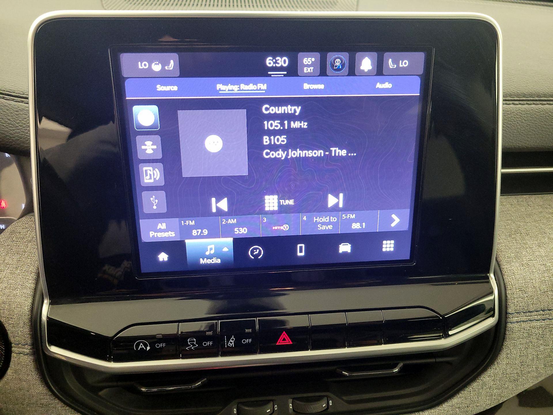 Thumbnail: 2022 Jeep Compass - 15