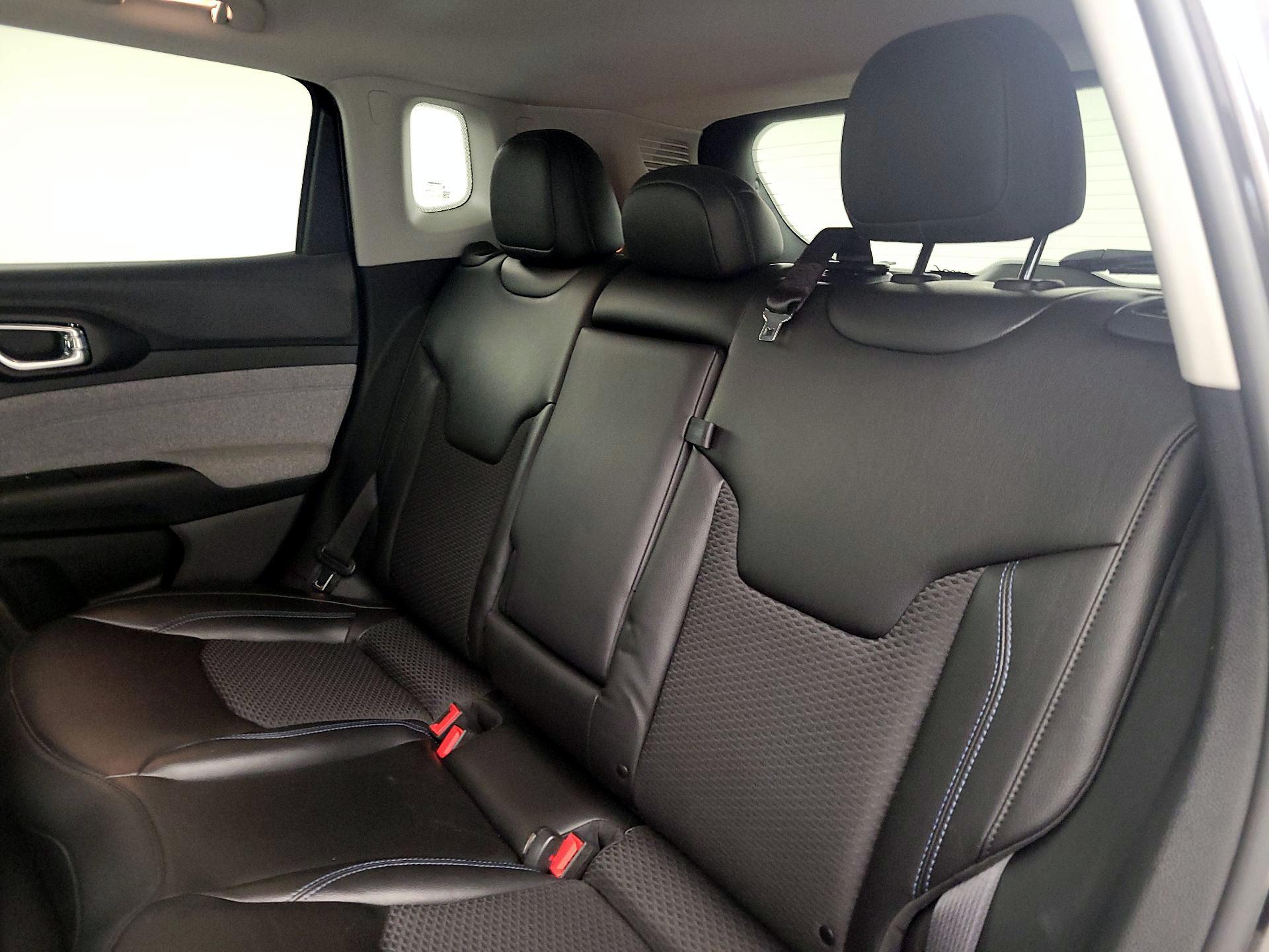 Thumbnail: 2022 Jeep Compass - 19