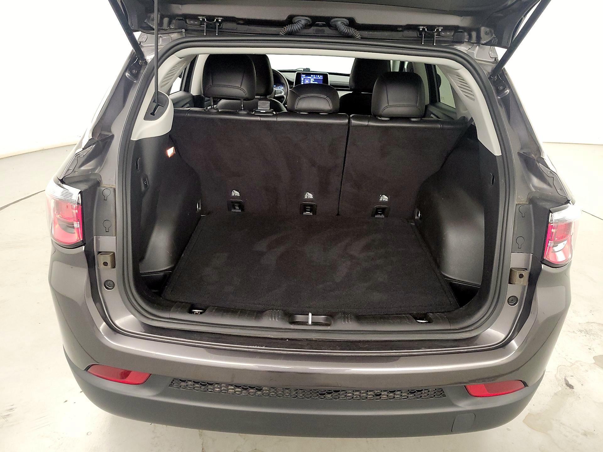 Thumbnail: 2022 Jeep Compass - 20