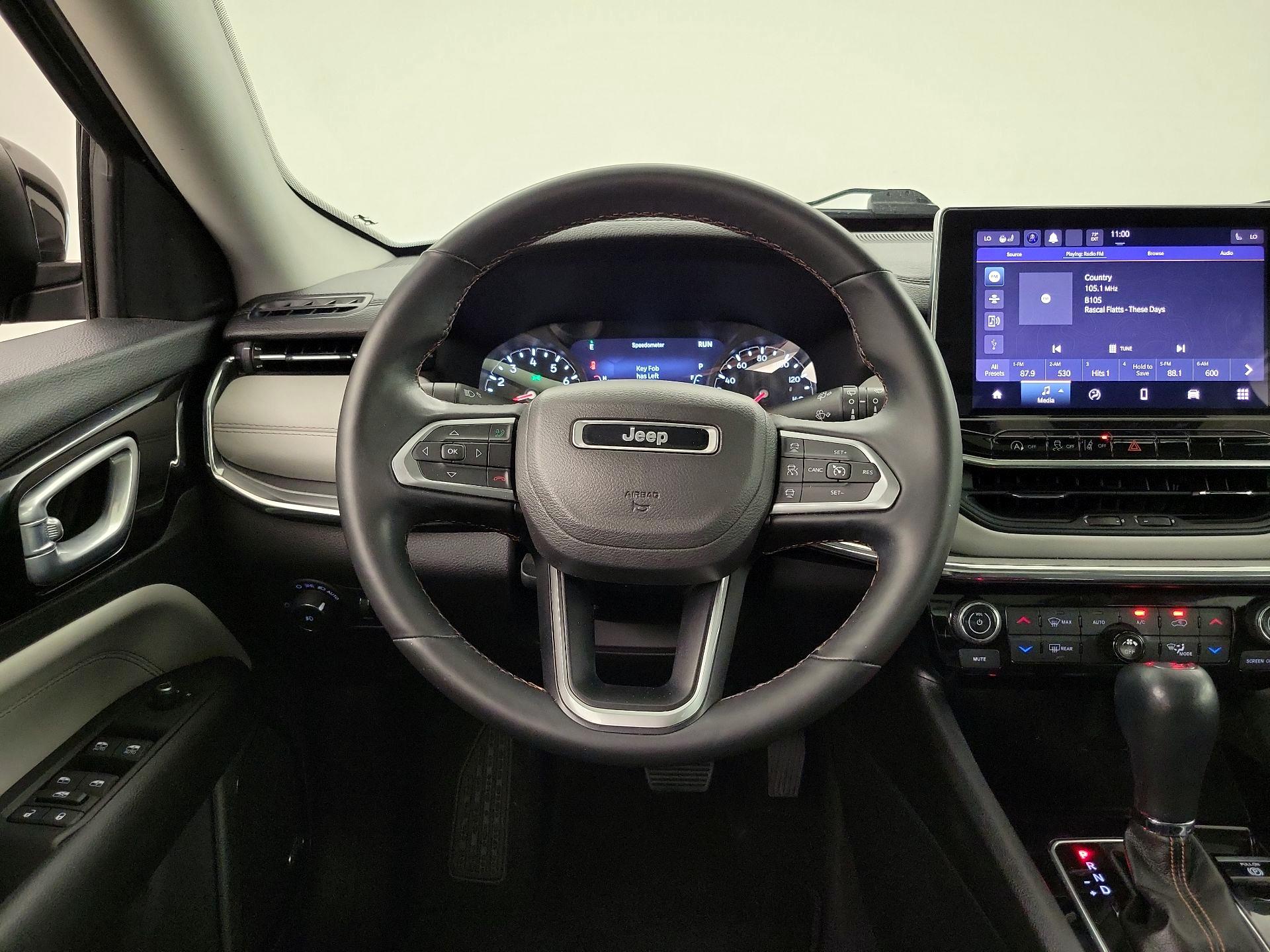 Thumbnail: 2022 Jeep Compass - 10