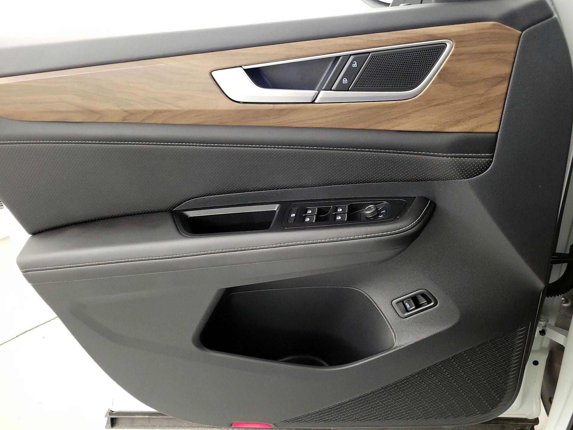 Thumbnail: 2024 Volkswagen Atlas - 12