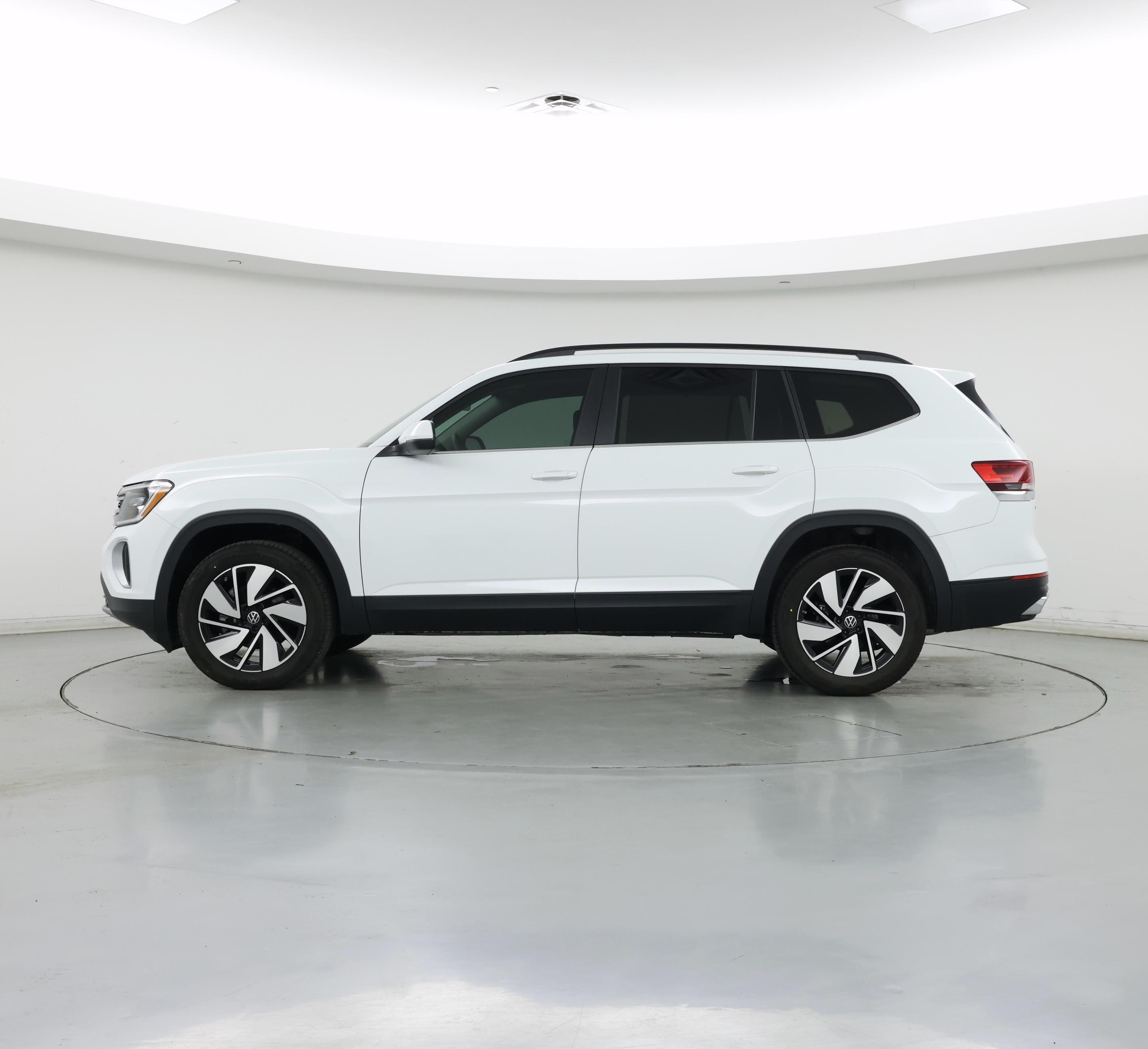 Thumbnail: 2024 Volkswagen Atlas - 3