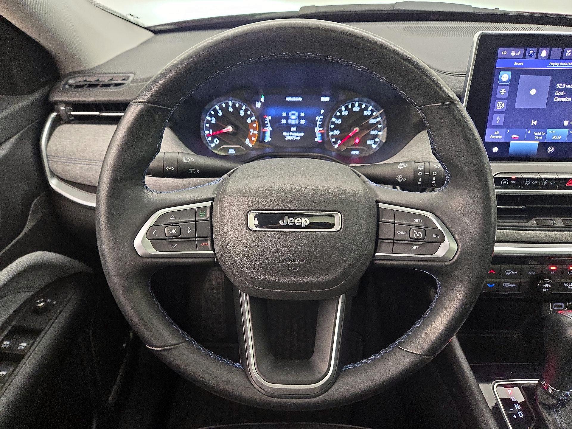 Thumbnail: 2022 Jeep Compass - 10