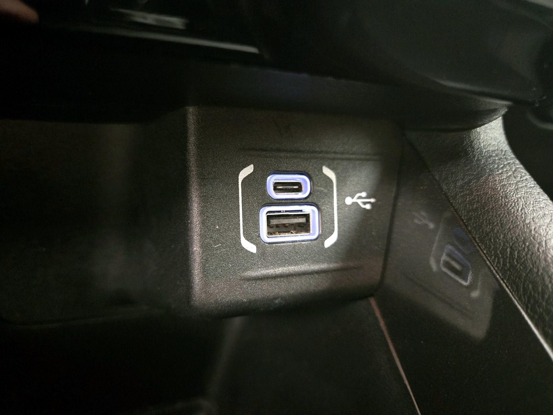 Thumbnail: 2022 Jeep Compass - 18