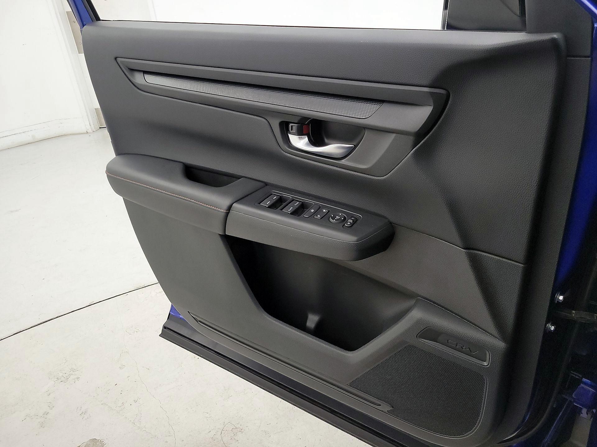 Thumbnail: 2023 Honda CR-V - 12