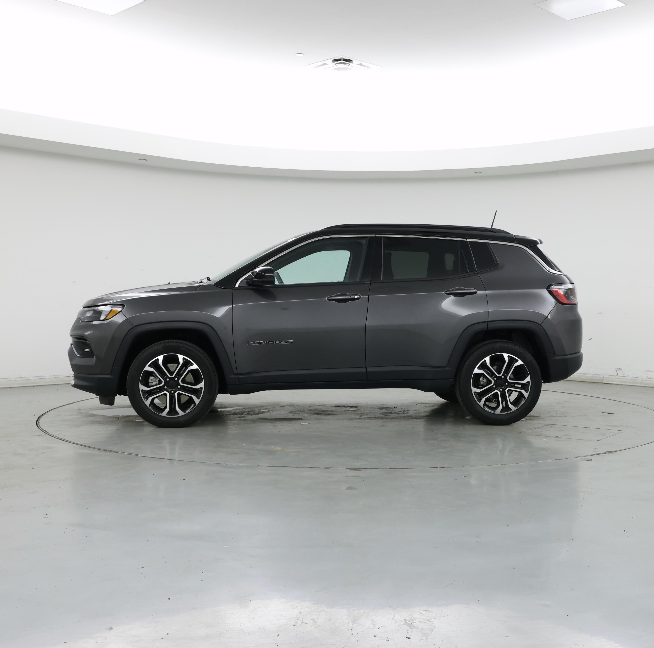 Thumbnail: 2023 Jeep Compass - 3