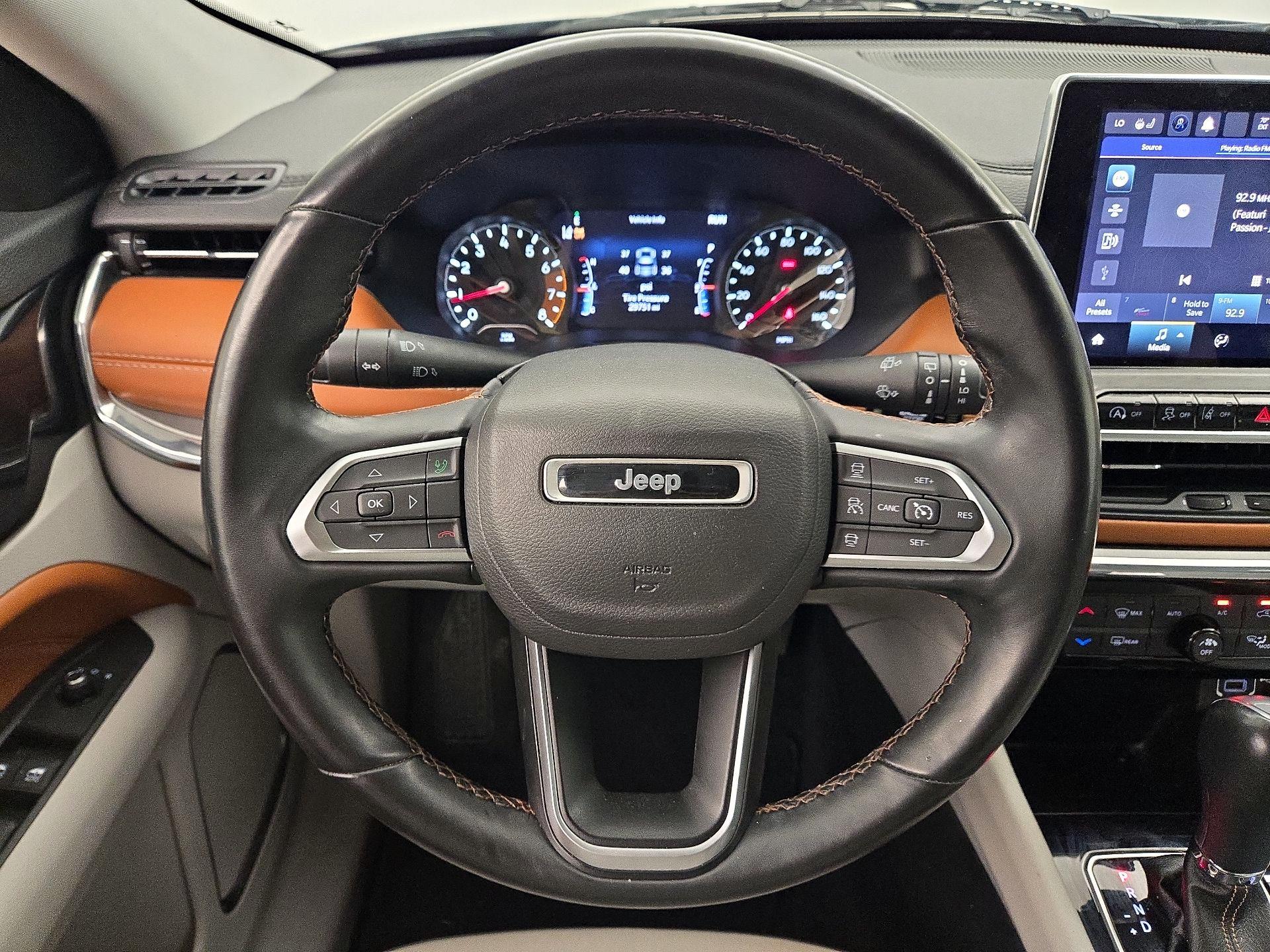 Thumbnail: 2022 Jeep Compass - 10