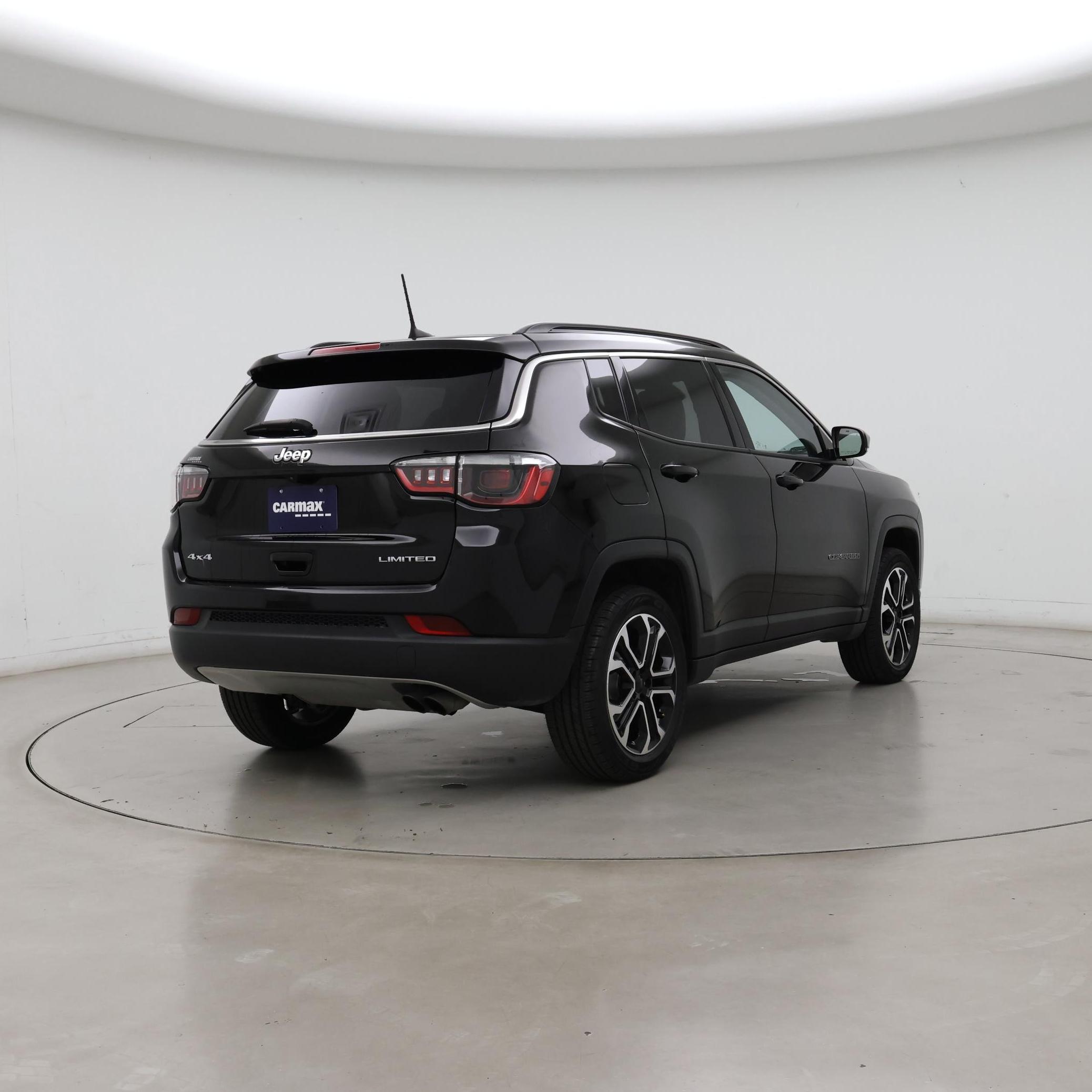 Thumbnail: 2022 Jeep Compass - 8