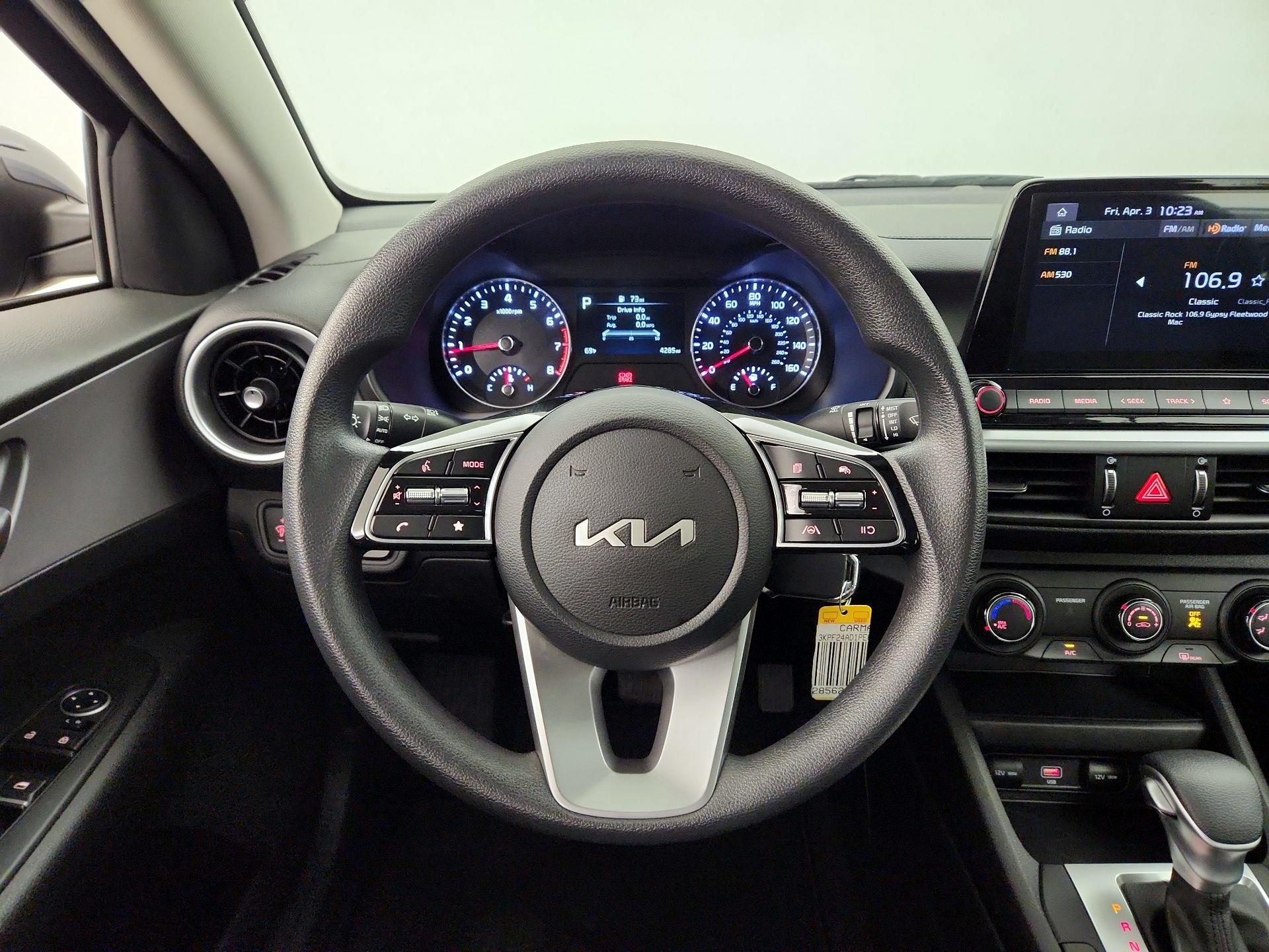 Thumbnail: 2023 Kia Forte - 10