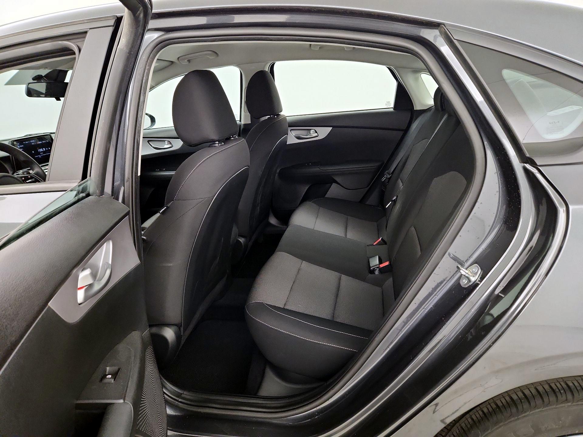 Thumbnail: 2023 Kia Forte - 19