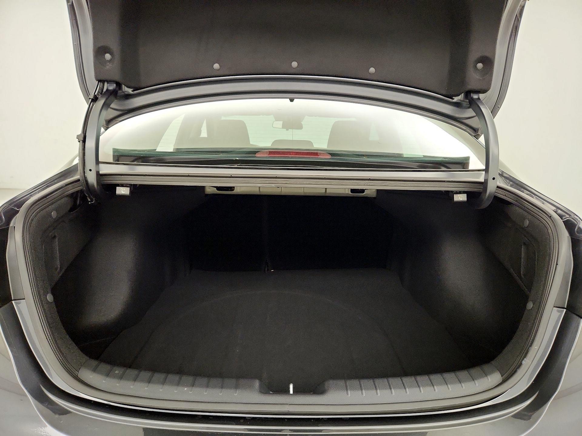 Thumbnail: 2023 Kia Forte - 20