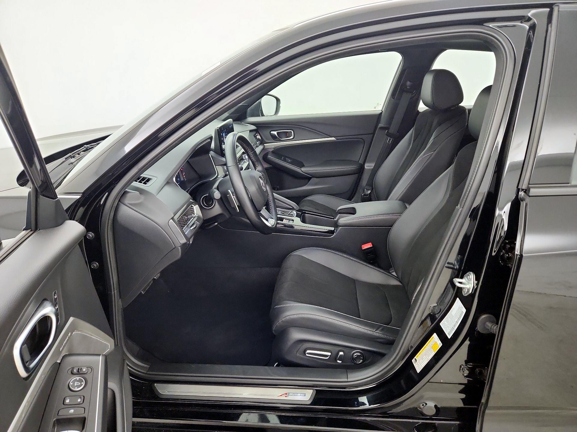 Thumbnail: 2023 Acura Integra - 11