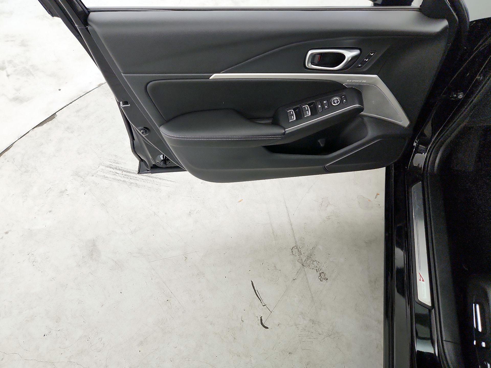 Thumbnail: 2023 Acura Integra - 12