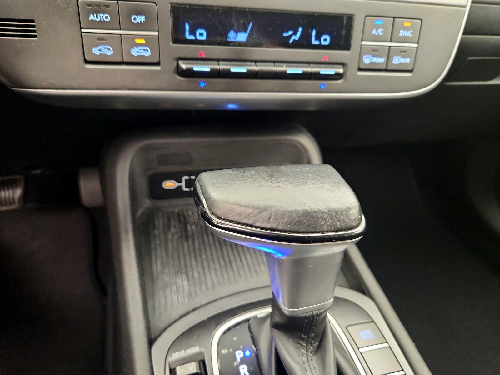 2024 Hyundai Kona SEL - Photo 17
