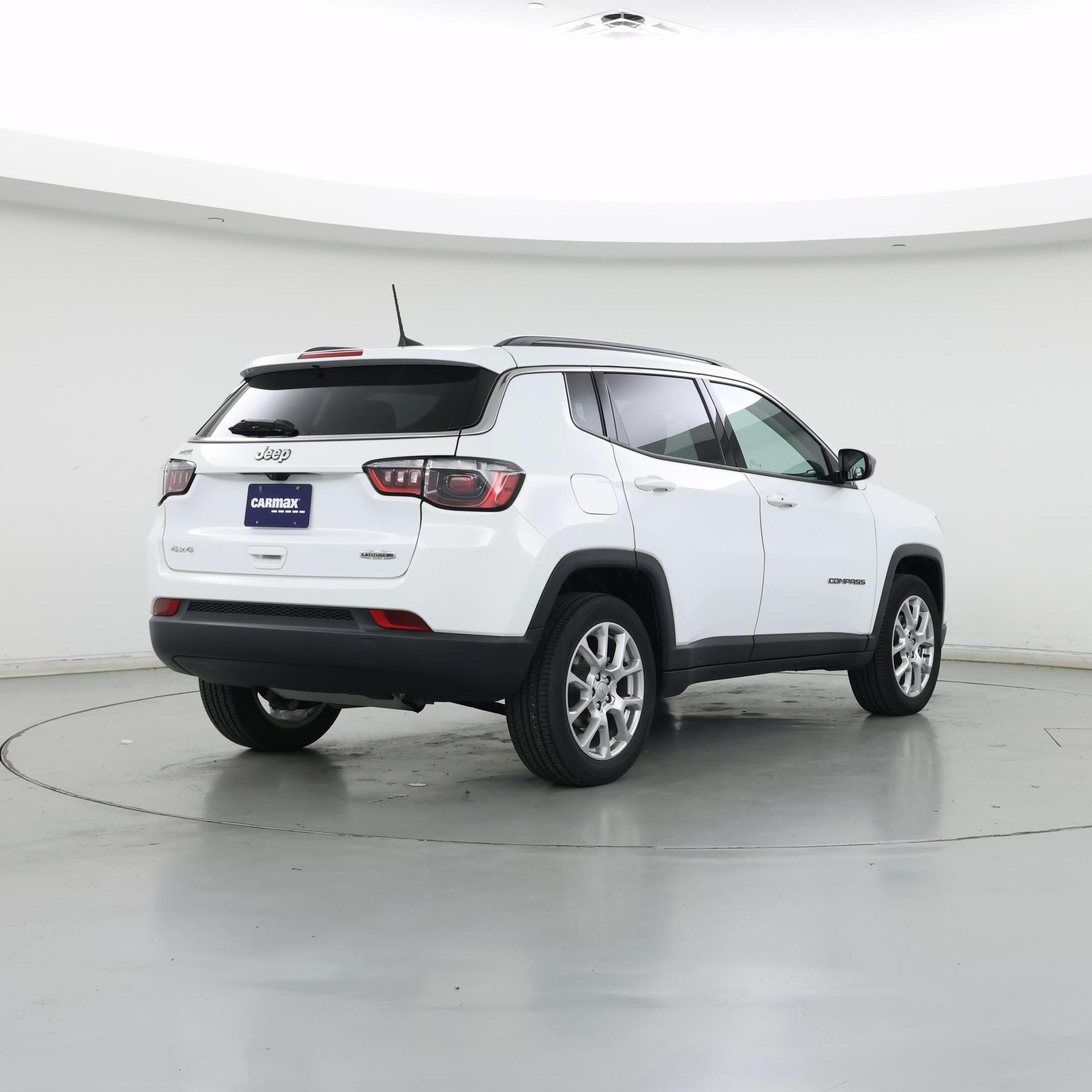 Thumbnail: 2022 Jeep Compass - 8