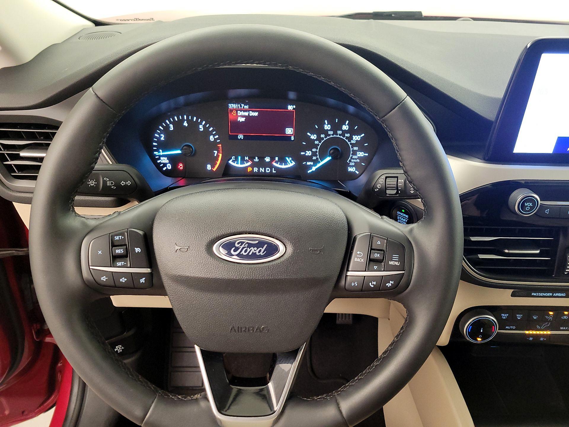 Thumbnail: 2022 Ford Escape - 10