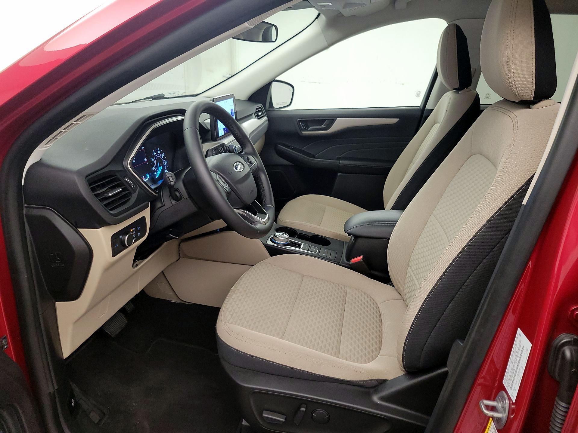 Thumbnail: 2022 Ford Escape - 11