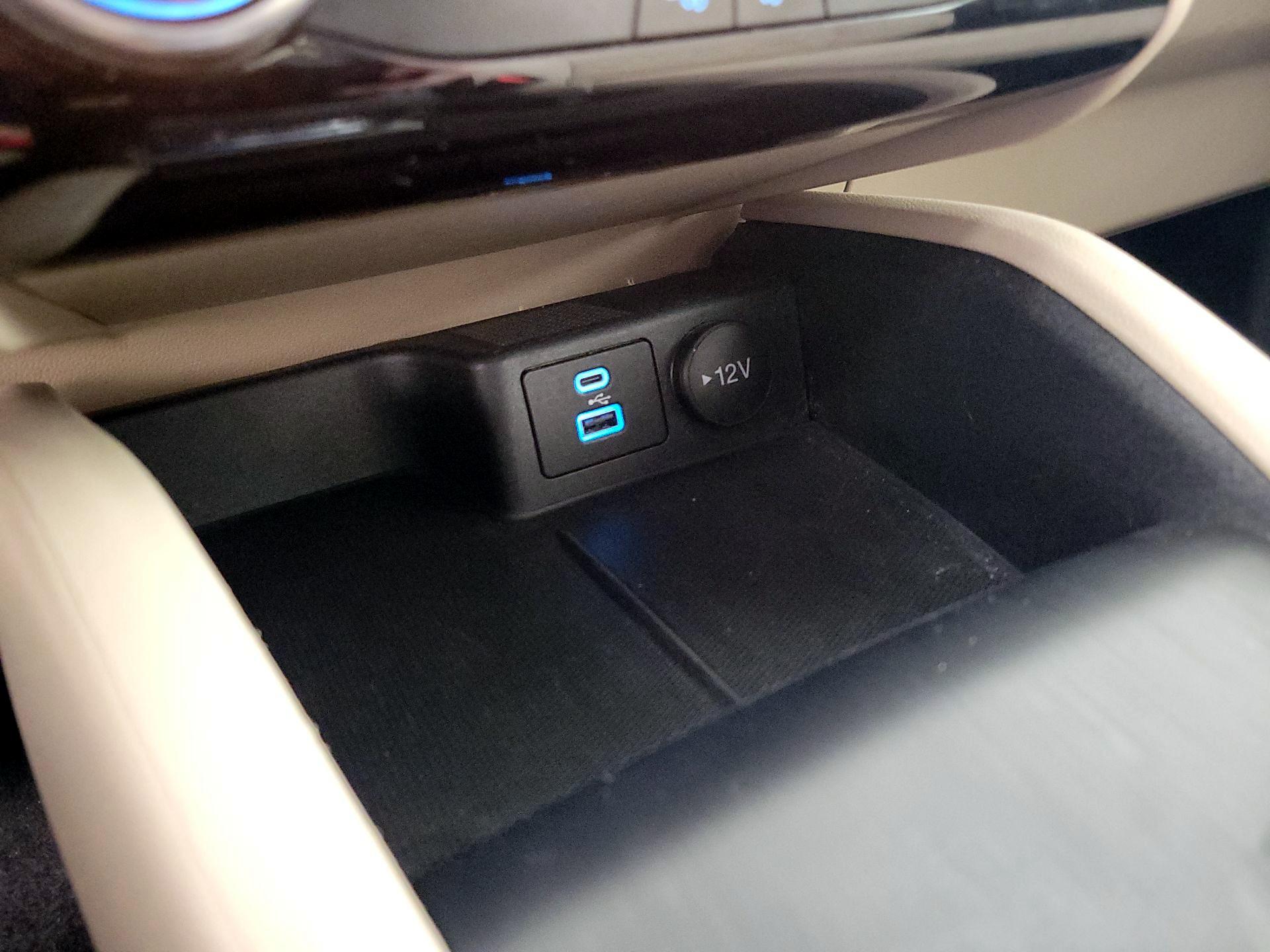 Thumbnail: 2022 Ford Escape - 18