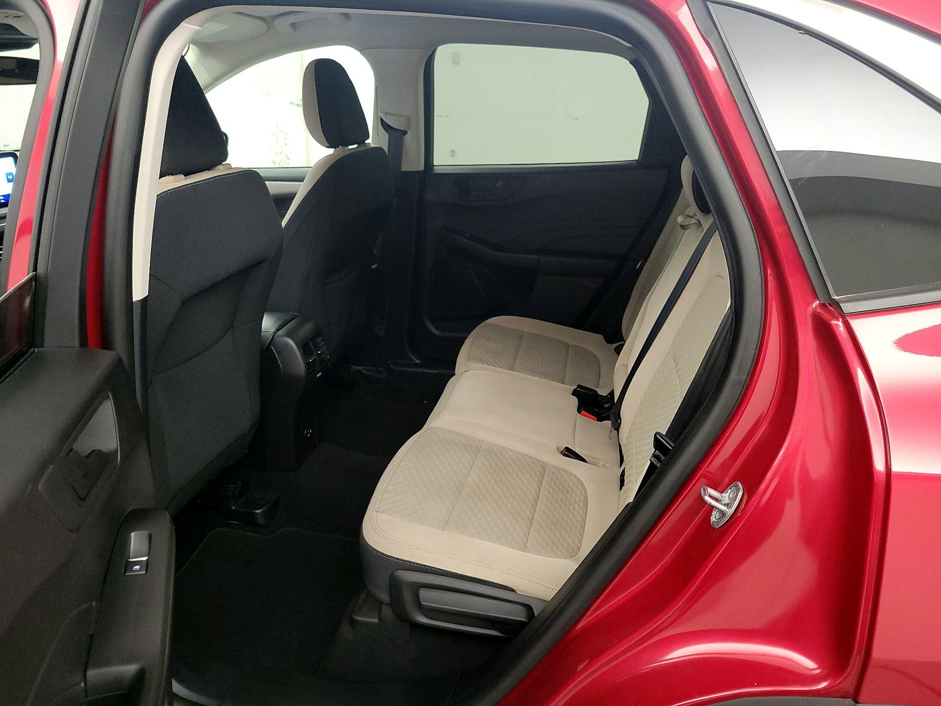 Thumbnail: 2022 Ford Escape - 19