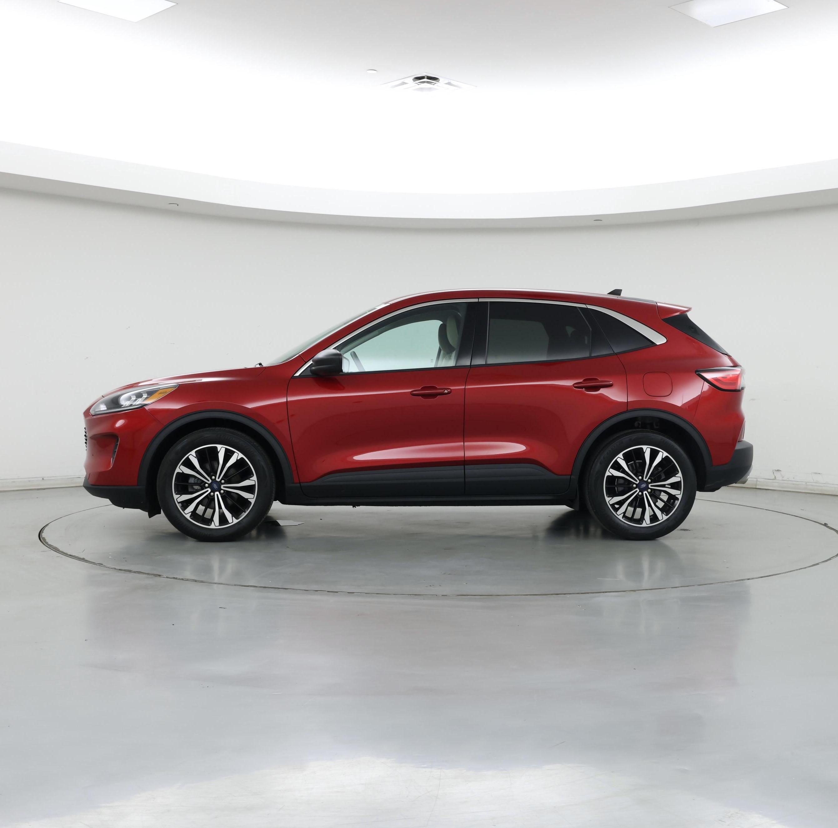 Thumbnail: 2022 Ford Escape - 3