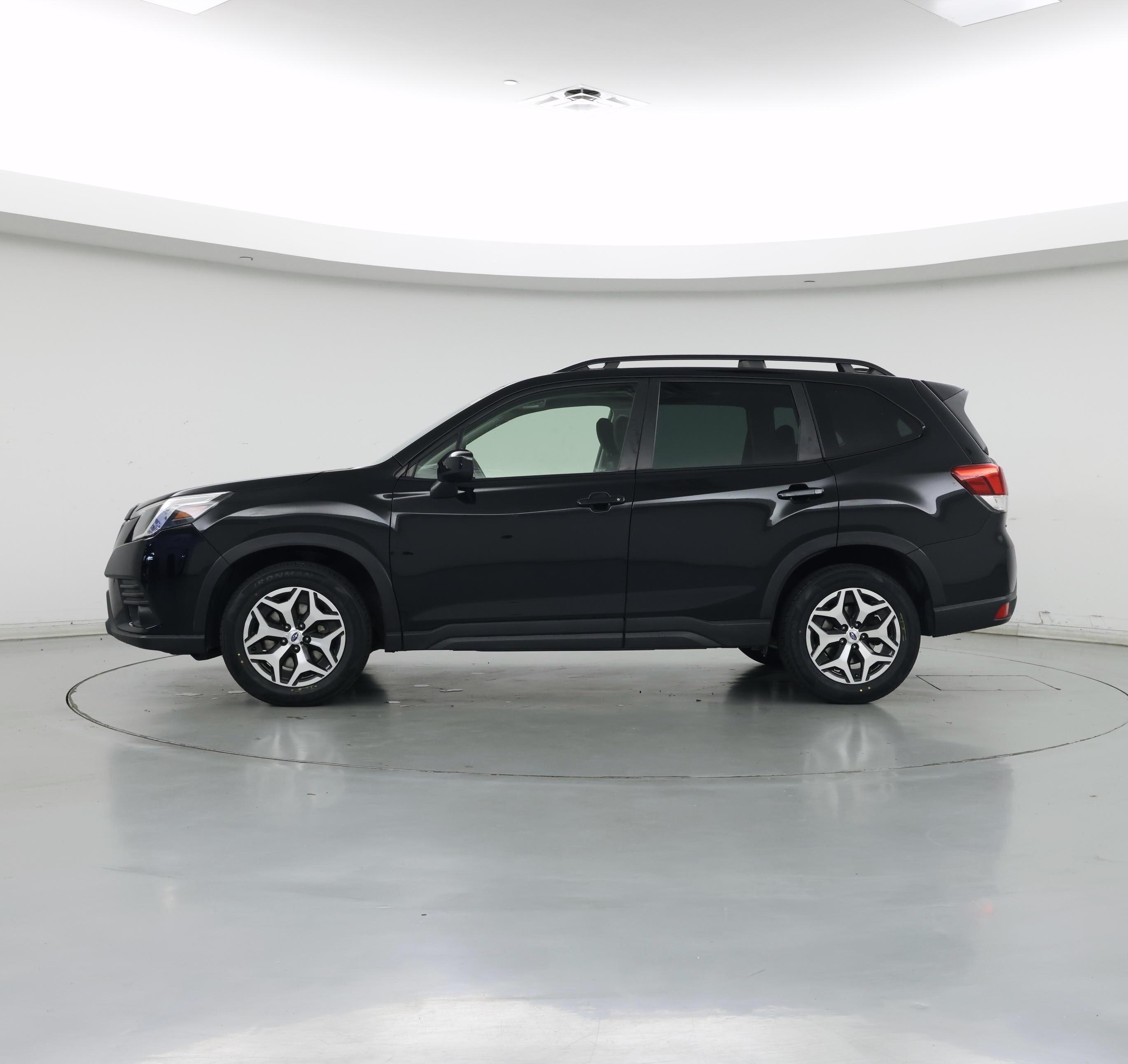 Thumbnail: 2022 Subaru Forester - 3