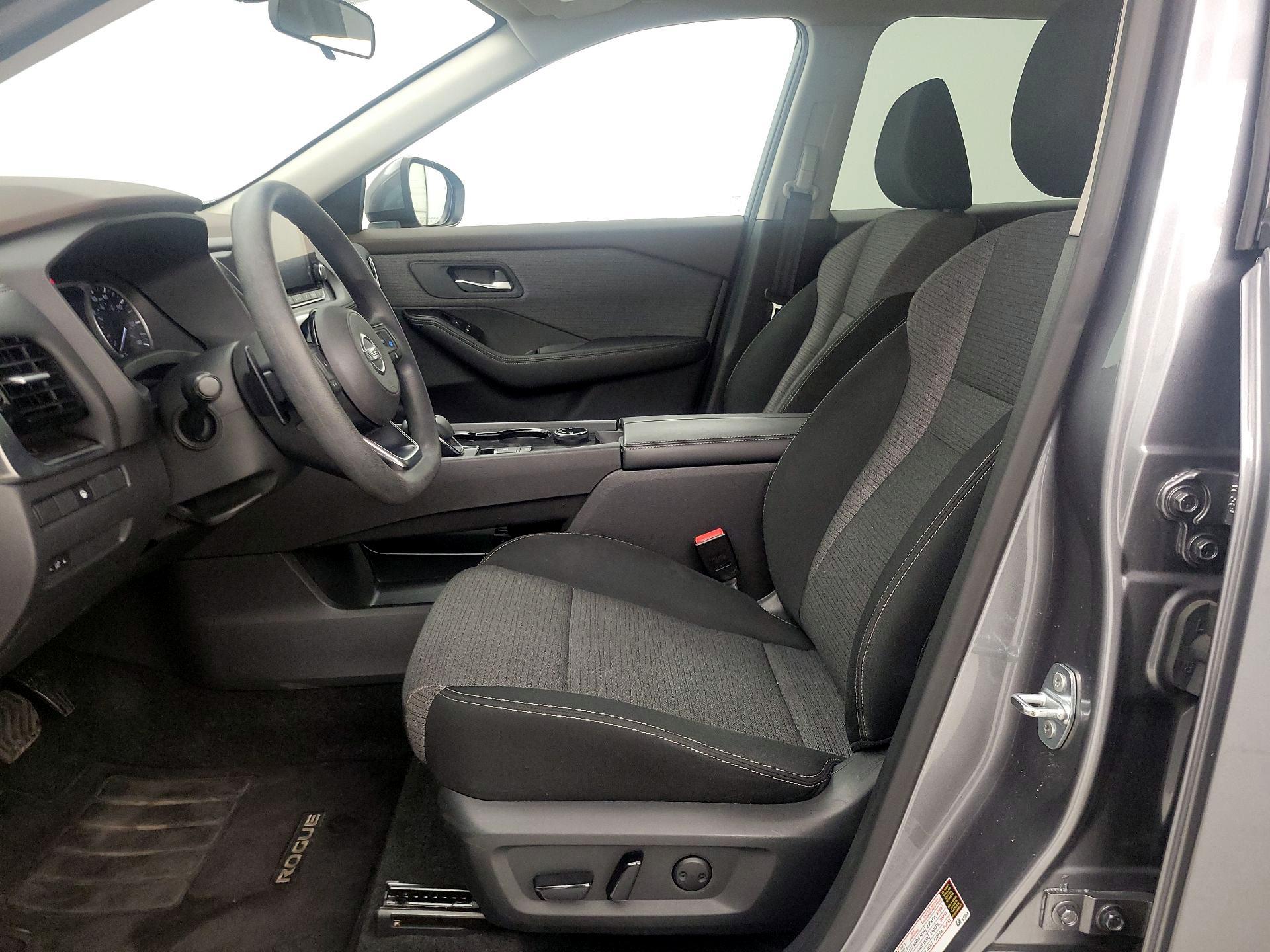 Thumbnail: 2021 Nissan Rogue - 11