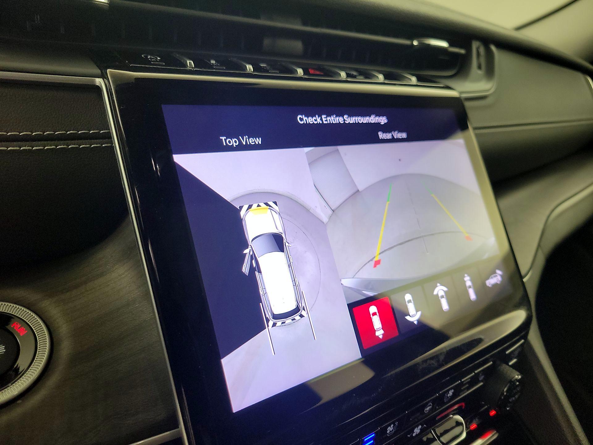 Thumbnail: 2023 Jeep Grand Cherokee - 15