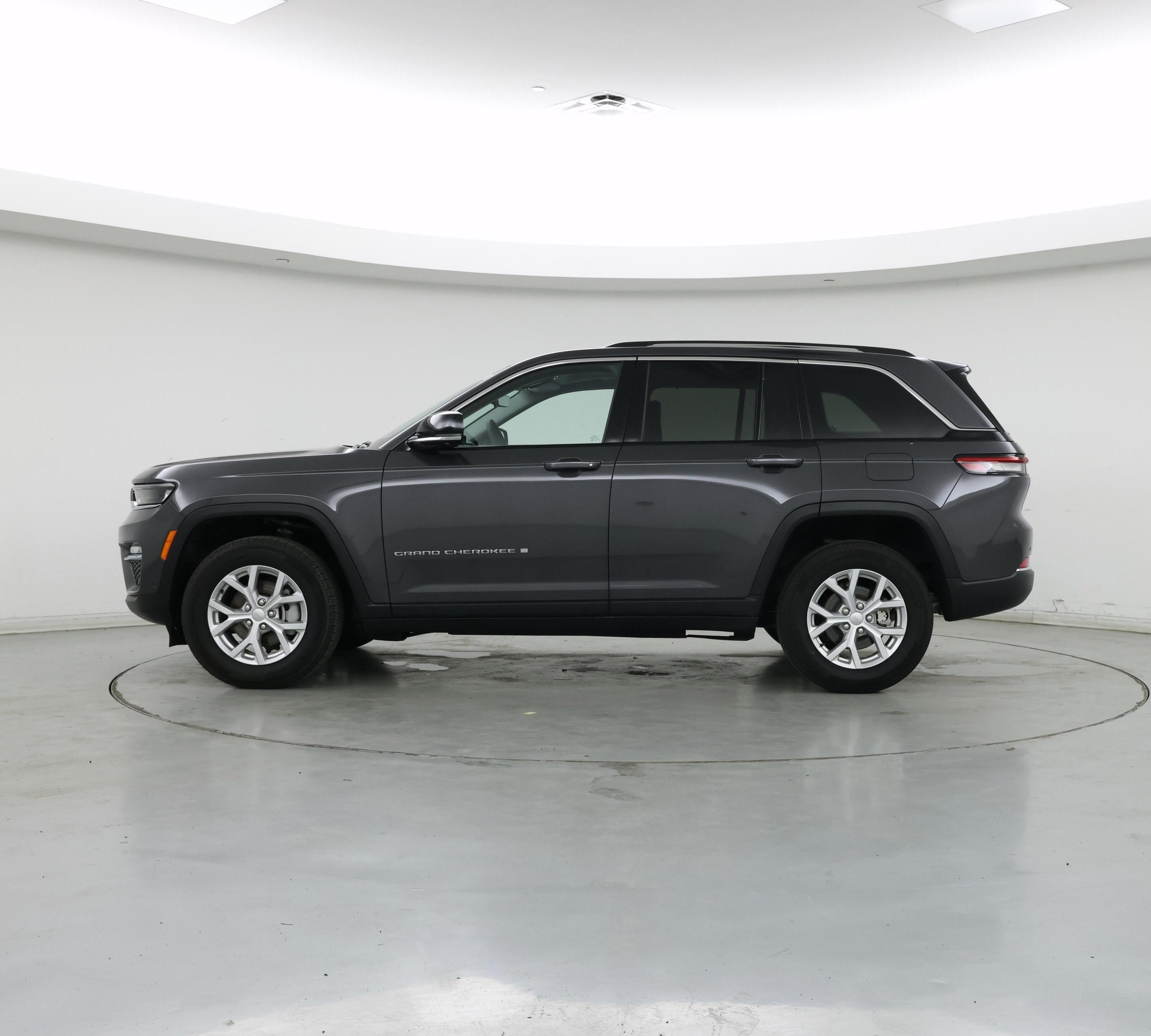 Thumbnail: 2023 Jeep Grand Cherokee - 3