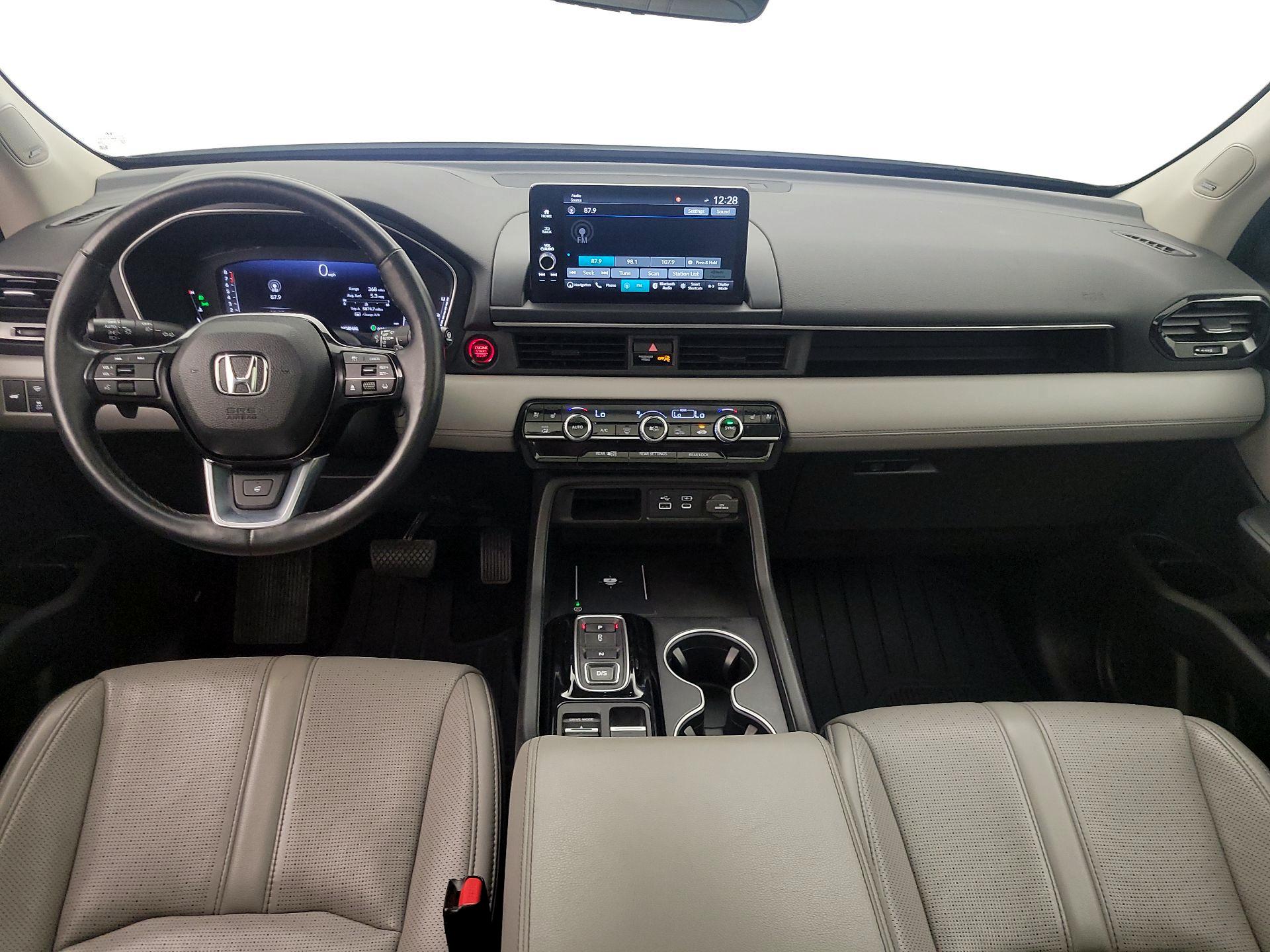 Thumbnail: 2023 Honda Pilot - 9