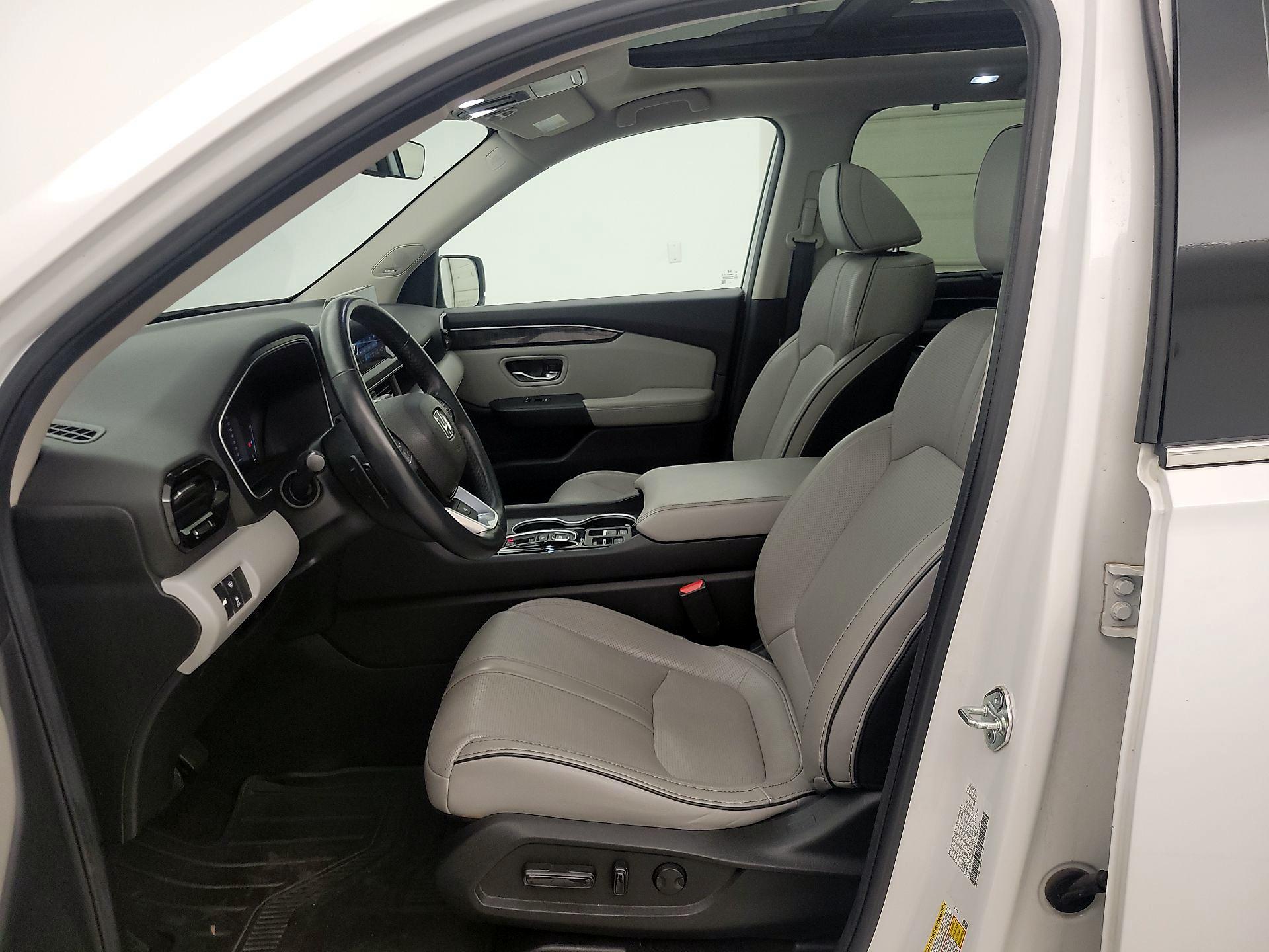 Thumbnail: 2023 Honda Pilot - 11