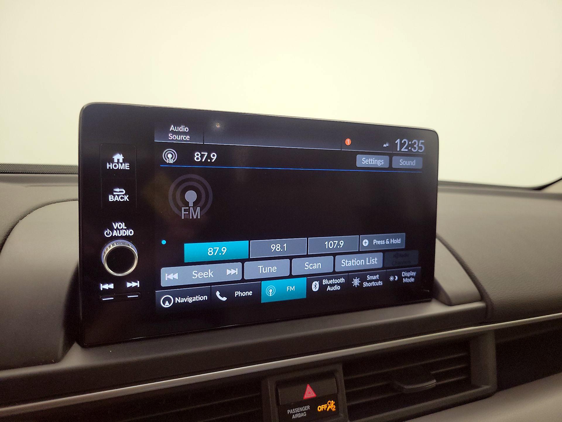 Thumbnail: 2023 Honda Pilot - 15