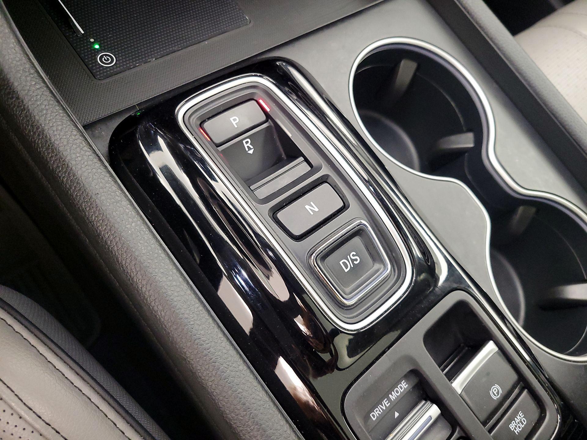 Thumbnail: 2023 Honda Pilot - 17