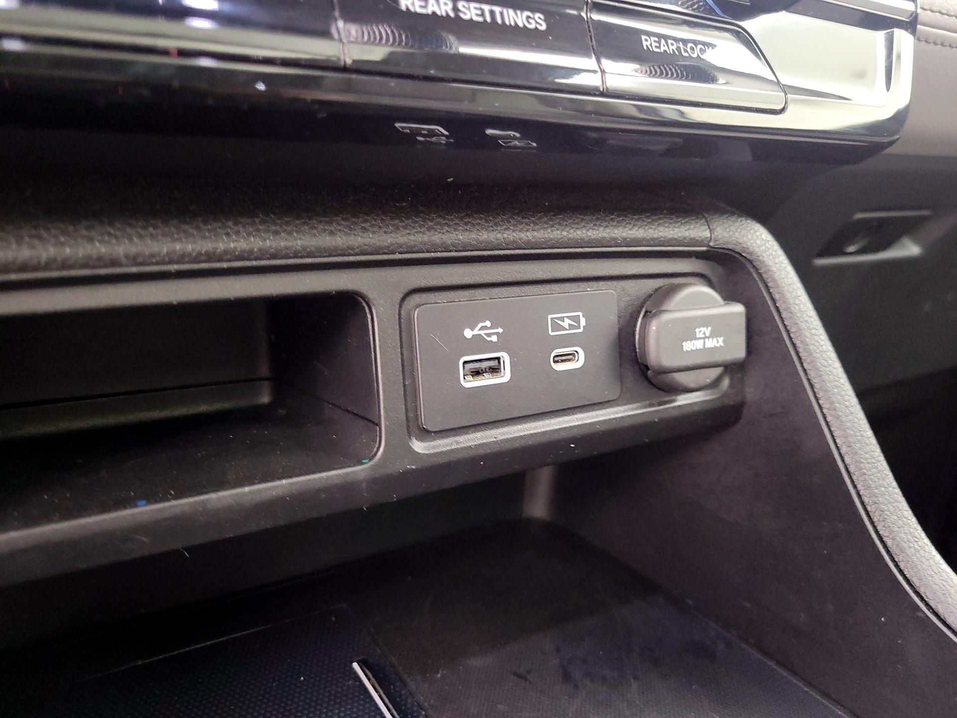 Thumbnail: 2023 Honda Pilot - 18