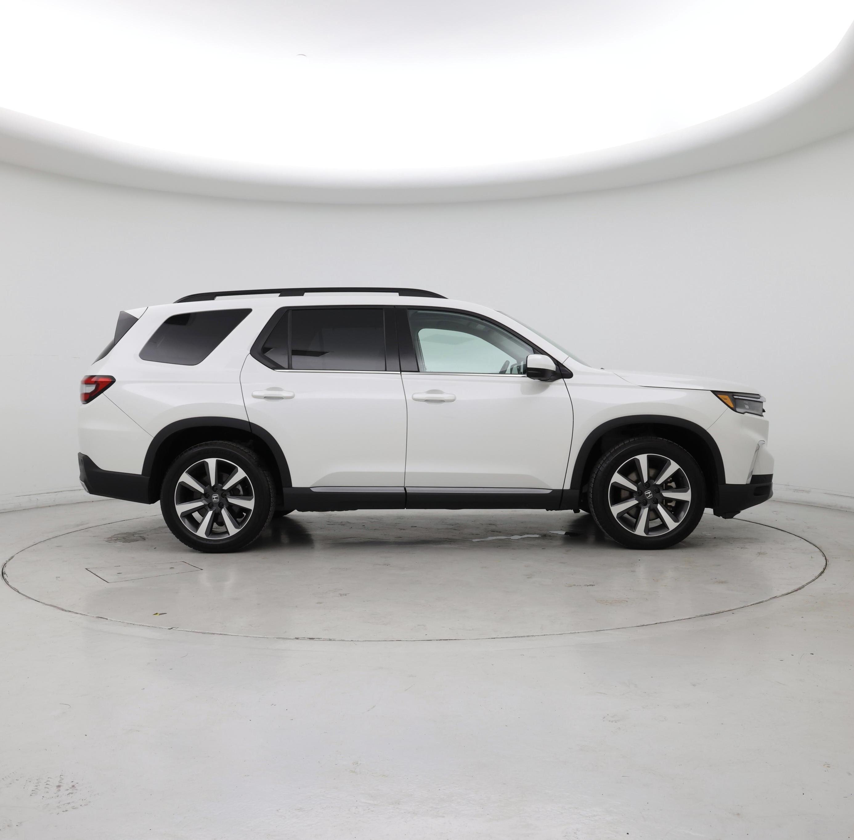 Thumbnail: 2023 Honda Pilot - 7