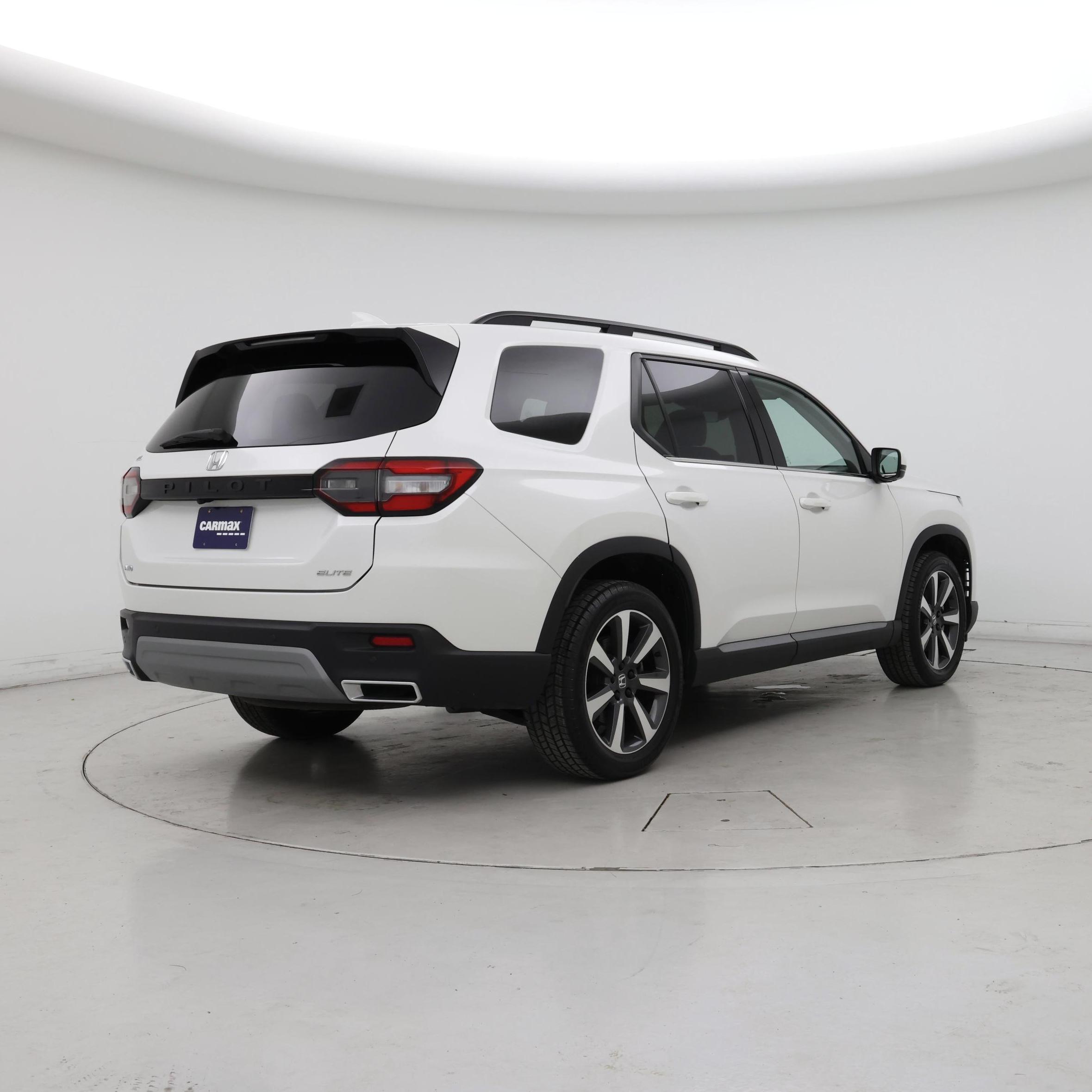 Thumbnail: 2023 Honda Pilot - 8