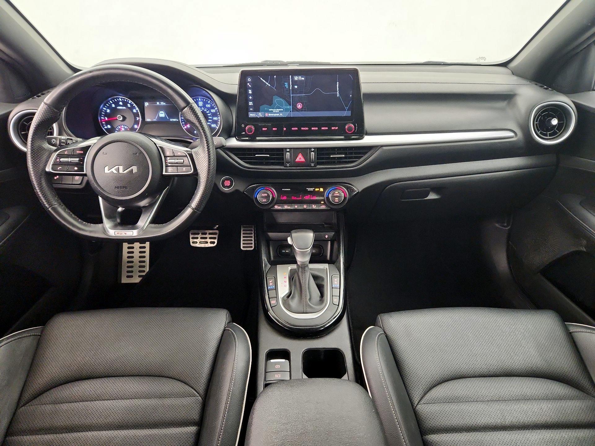 Thumbnail: 2023 Kia Forte - 9