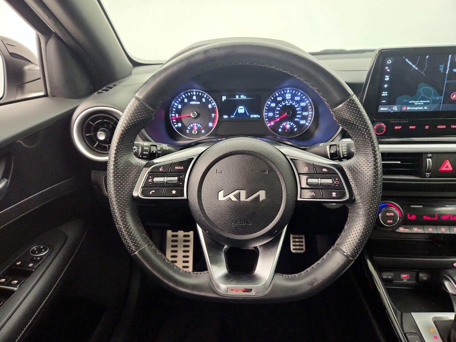 Thumbnail: 2023 Kia Forte - 10